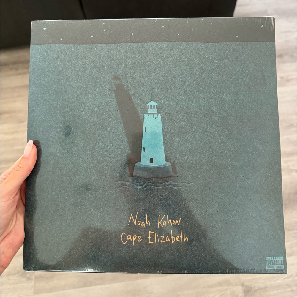 Cape Elizabeth Vinyl (Aqua) Brand new